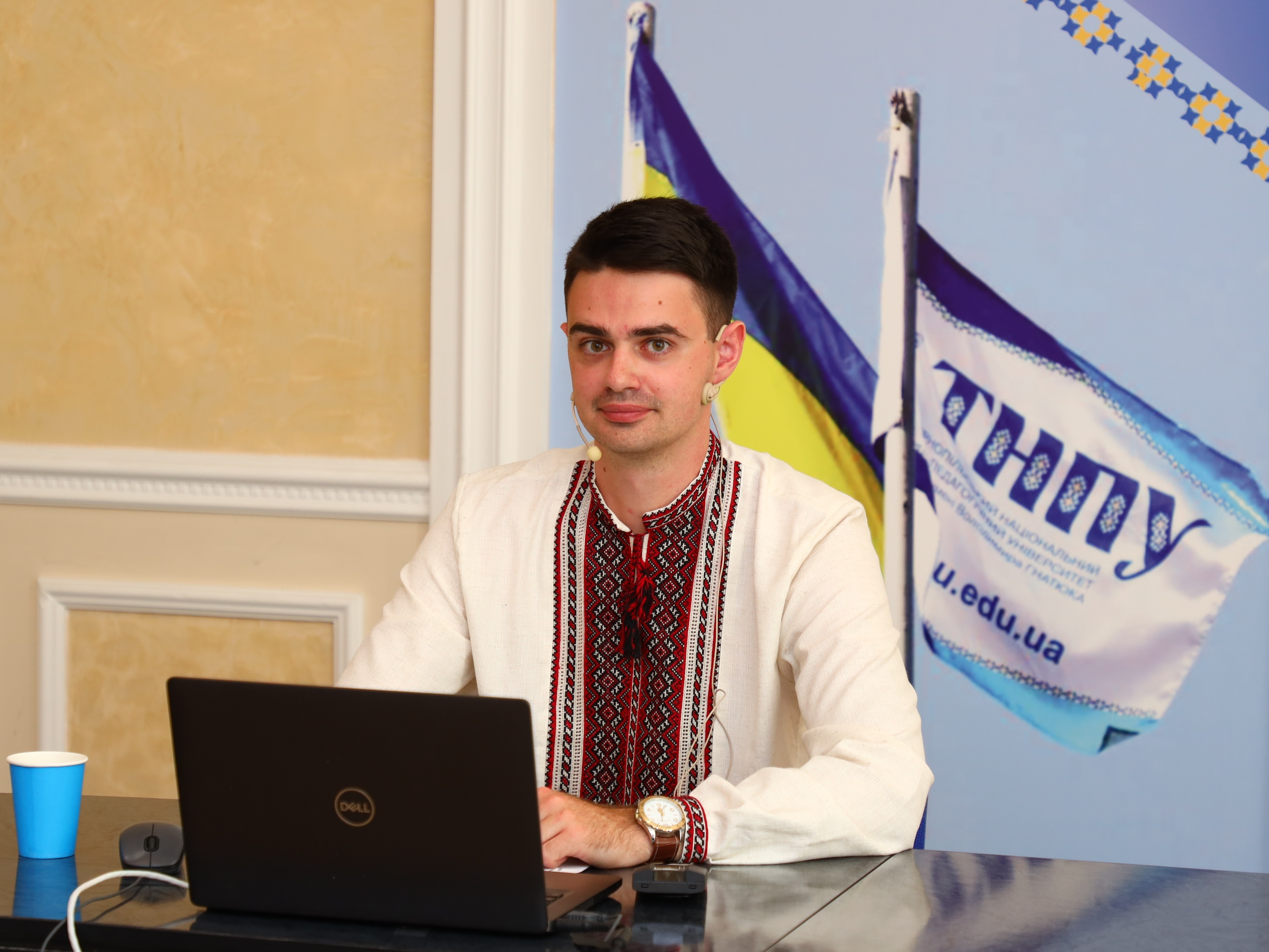 Струганець Павло Борисович - доктор філософії з галузі знань 03 Гуманітарні науки зі спеціальності 035 Філологія